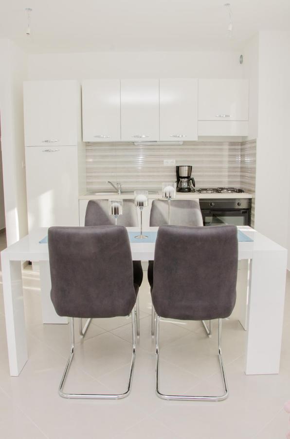 Apartman Leona Villa Nehaj 塞尼 外观 照片