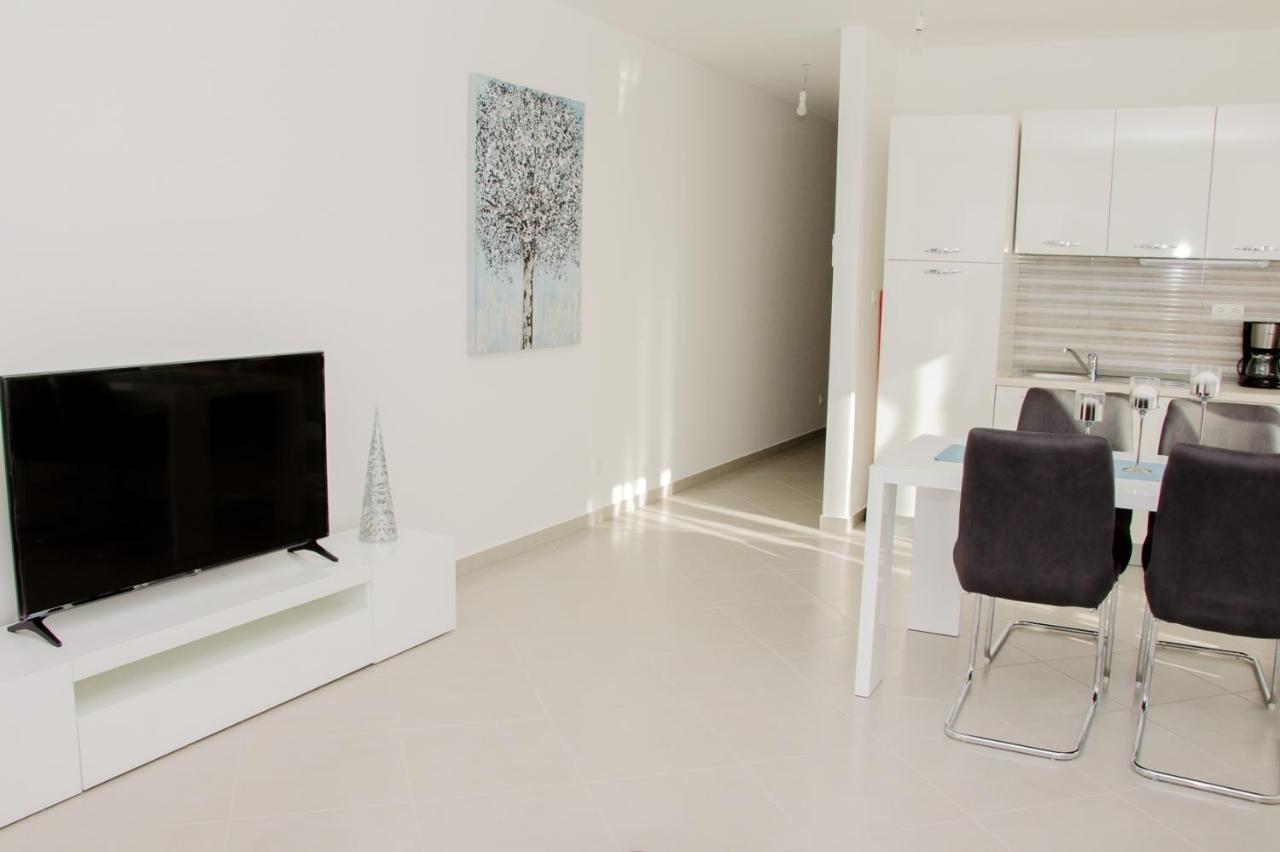 Apartman Leona Villa Nehaj 塞尼 外观 照片
